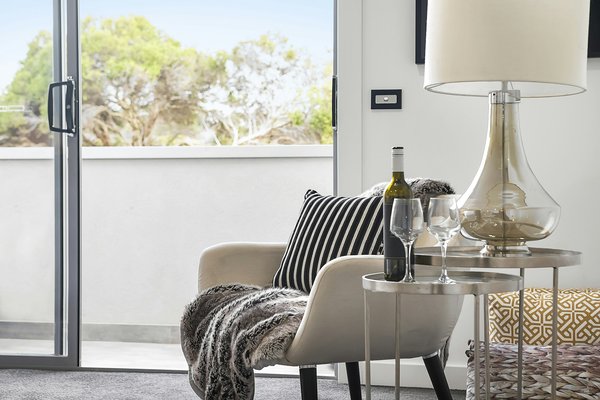 Guide d'achat : comment choisir la meilleure housse de canapé relax ?